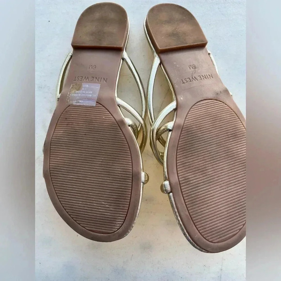 NINE WEST Gold Metallic Blink Crisscross Strappy Slip-On Flats Sandals - Picture 2 of 2